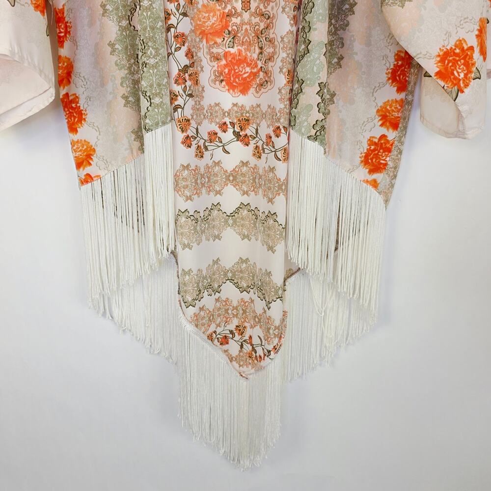 Coco + Jameson Kimono Cardigan Floral Fringe Tassel Boho Festival Hippie Gypsy - Picture 14 of 15